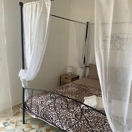Casa Merlino לינה וארוחת בוקר *